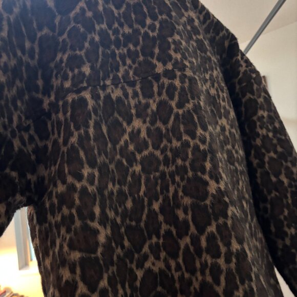 CHLOE STORA SIZE 38 EUROPEAN, ANIMAL PRINT,  OVERSIZED JACKET - Picture 5 of 5